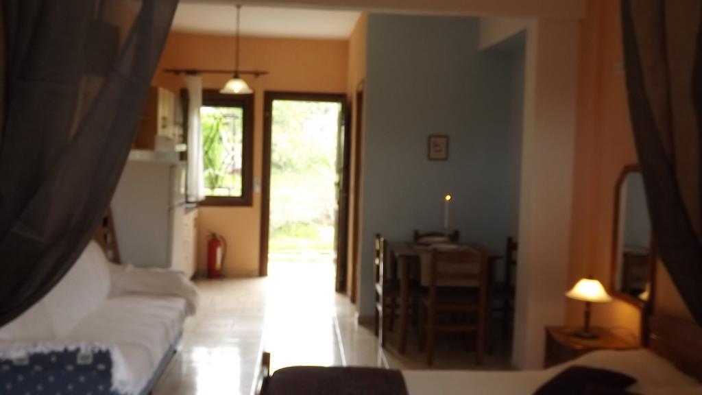 Pefka Studios & Apartments Vourvourou Phòng bức ảnh