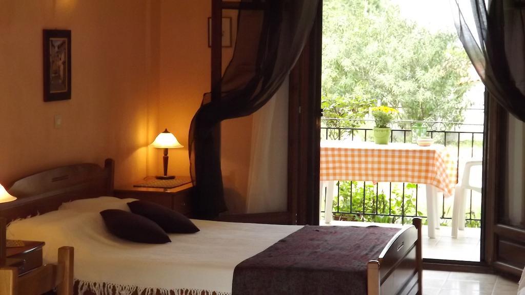 Pefka Studios & Apartments Vourvourou Phòng bức ảnh