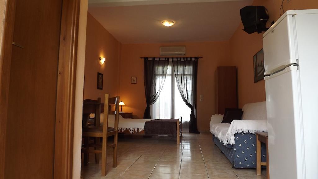 Pefka Studios & Apartments Vourvourou Phòng bức ảnh