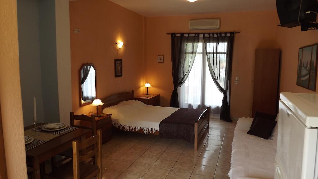 Pefka Studios & Apartments Vourvourou Phòng bức ảnh